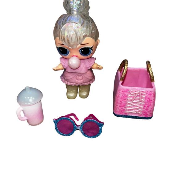 LOL Surprise Winter Disco Glitter Globe Series Sleigh Babe With Accessories - Picture 1 of 3